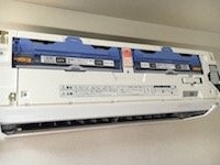 お掃除機能付きエアコン